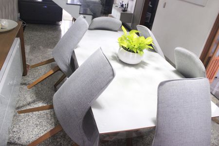 Casa de condomínio à venda com 166m², 3 quartos e 3 vagasCopa