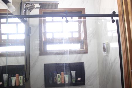 Casa de condomínio à venda com 166m², 3 quartos e 3 vagasBanheiro da Suíte 3