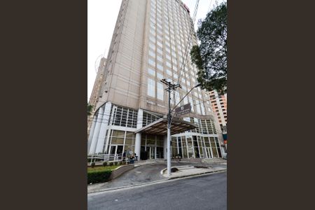 Apartamento à venda com 42m², 1 quarto e 1 vagaFachada