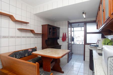 Apartamento à venda com 68m², 2 quartos e 1 vagaCozinha