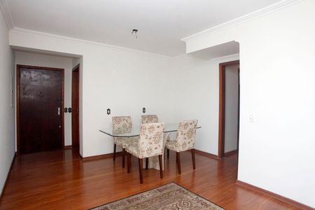 Apartamento à venda com 68m², 2 quartos e 1 vagaSala
