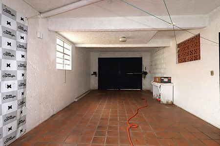 Casa à venda com 300m², 3 quartos e 3 vagasGaragem