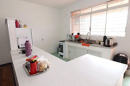 Casa à venda com 300m², 3 quartos e 3 vagasCozinha