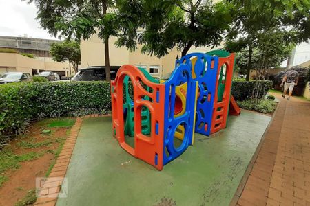 Apartamento à venda com 61m², 3 quartos e 1 vaga Apartamento à venda com 61m², 3 quartos e 1 vagaÁrea comum - Playground