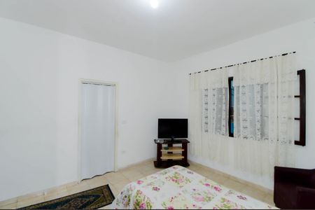 Casa à venda com 216m², 2 quartos e 2 vagas Casa à venda com 216m², 2 quartos e 2 vagasSuíte