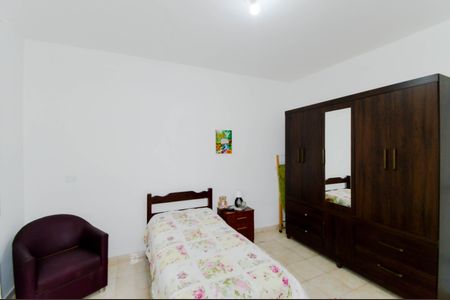 Casa à venda com 216m², 2 quartos e 2 vagas Casa à venda com 216m², 2 quartos e 2 vagasSuíte