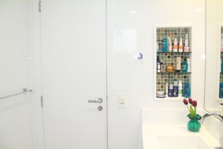 Apartamento à venda com 115m², 3 quartos e 2 vagasBanheiro Suíte