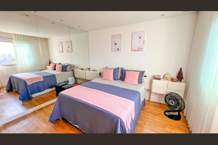 Apartamento para alugar com 115m², 3 quartos e 2 vagas Apartamento para alugar com 115m², 3 quartos e 2 vagasQuarto 1