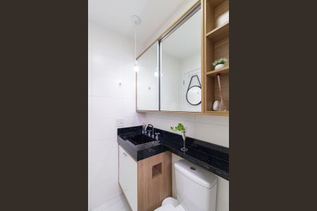 Apartamento à venda com 67m², 2 quartos e 1 vagaBanheiro da suíte