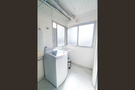 Apartamento à venda com 70m², 2 quartos e 1 vaga Apartamento à venda com 70m², 2 quartos e 1 vagaLavanderia