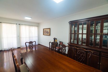 Apartamento à venda com 70m², 2 quartos e 1 vaga Apartamento à venda com 70m², 2 quartos e 1 vagaSala