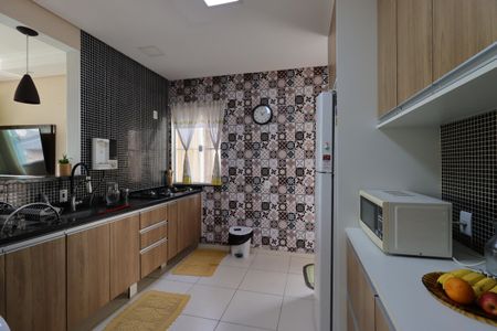 Casa à venda com 153m², 3 quartos e 2 vagasCozinha