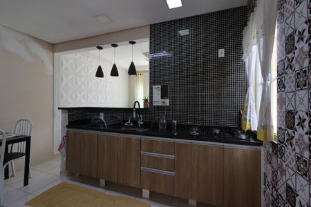 Casa à venda com 153m², 3 quartos e 2 vagasCozinha