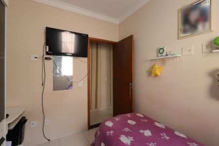 Casa à venda com 153m², 3 quartos e 2 vagasQuarto 2