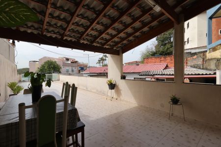Casa à venda com 153m², 3 quartos e 2 vagasCobertura 