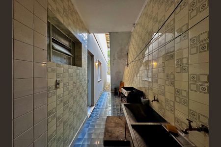 Casa à venda com 463m², 4 quartos e 6 vagas Casa à venda com 463m², 4 quartos e 6 vagasÁrea de Serviço
