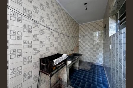 Casa à venda com 463m², 4 quartos e 6 vagas Casa à venda com 463m², 4 quartos e 6 vagasÁrea de Serviço