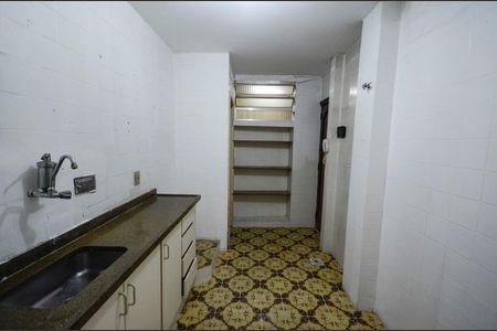 Apartamento à venda com 65m², 2 quartos e sem vaga Apartamento à venda com 65m², 2 quartos e sem vagaCozinha