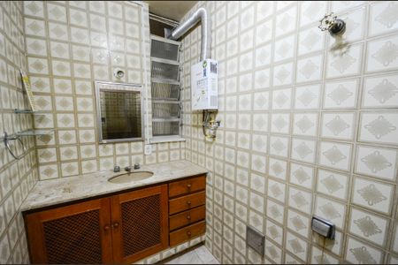 Apartamento à venda com 65m², 2 quartos e sem vaga Apartamento à venda com 65m², 2 quartos e sem vagaBanheiro