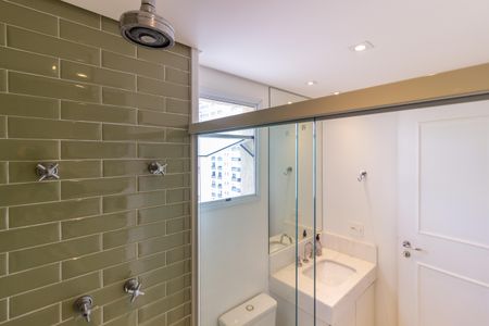 Apartamento à venda com 148m², 2 quartos e 3 vagasBanheiro 2 da Suíte 2