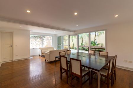 Apartamento à venda com 148m², 2 quartos e 3 vagasÁrea comum - Salão de festas