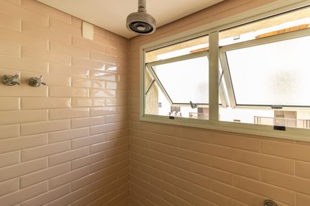 Apartamento à venda com 148m², 2 quartos e 3 vagasBanheiro 1 da Suíte 2