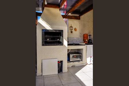 Casa de condomínio à venda com 49m², 2 quartos e 1 vaga Casa de condomínio à venda com 49m², 2 quartos e 1 vagaÁrea Gourmet