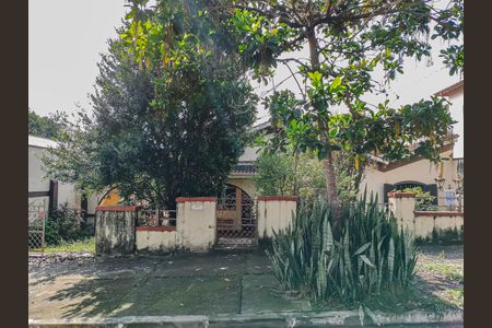 Casa para alugar com 200m², 3 quartos e 2 vagas Casa para alugar com 200m², 3 quartos e 2 vagasFachada