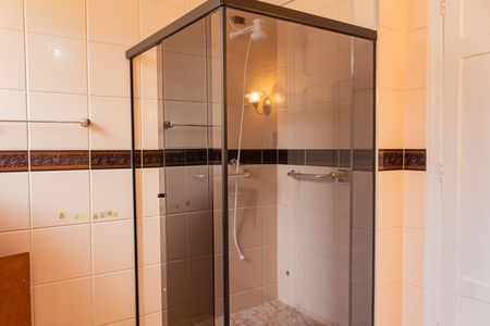 Casa para alugar com 200m², 3 quartos e 2 vagas Casa para alugar com 200m², 3 quartos e 2 vagasBanheiro