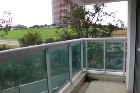 Apartamento à venda com 338m², 4 quartos e 4 vagas Apartamento à venda com 338m², 4 quartos e 4 vagasVaranda gourmet