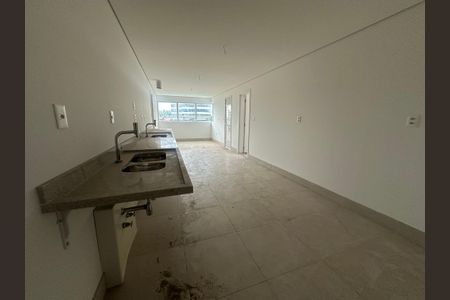 Apartamento à venda com 338m², 4 quartos e 4 vagas Apartamento à venda com 338m², 4 quartos e 4 vagasCozinha