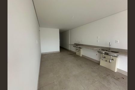Apartamento à venda com 338m², 4 quartos e 4 vagas Apartamento à venda com 338m², 4 quartos e 4 vagasCozinha