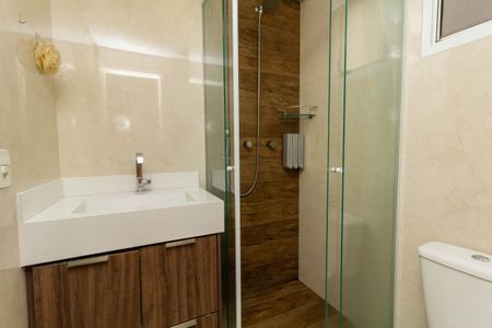 Apartamento à venda com 64m², 1 quarto e 1 vaga Apartamento à venda com 64m², 1 quarto e 1 vagaBanheiro da Suíte