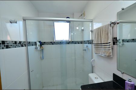 Apartamento à venda com 67m², 2 quartos e 1 vaga Apartamento à venda com 67m², 2 quartos e 1 vagaBanheiro Social