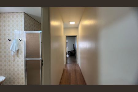 Casa à venda com 110m², 2 quartos e 2 vagas Casa à venda com 110m², 2 quartos e 2 vagasCorredor