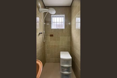 Casa à venda com 110m², 2 quartos e 2 vagas Casa à venda com 110m², 2 quartos e 2 vagasBanheiro 2