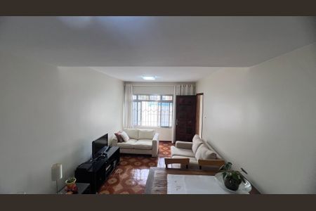 Casa à venda com 110m², 2 quartos e 2 vagas Casa à venda com 110m², 2 quartos e 2 vagasSala de Jantar