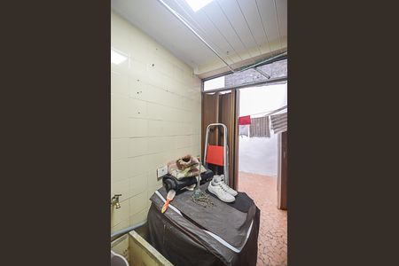 Casa à venda com 98m², 2 quartos e 2 vagas Casa à venda com 98m², 2 quartos e 2 vagasÁrea de Serviço