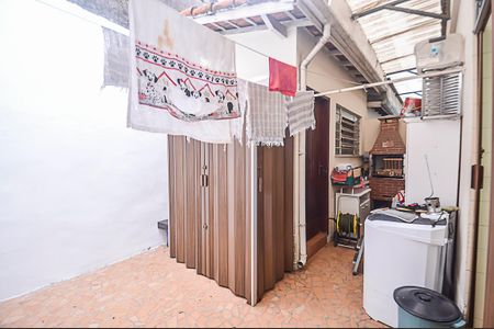 Casa à venda com 98m², 2 quartos e 2 vagas Casa à venda com 98m², 2 quartos e 2 vagasQuarto de Serviço