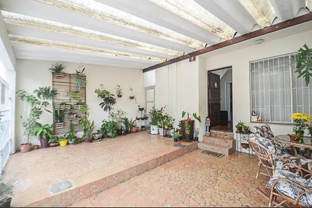 Casa à venda com 98m², 2 quartos e 2 vagas Casa à venda com 98m², 2 quartos e 2 vagasGaragem