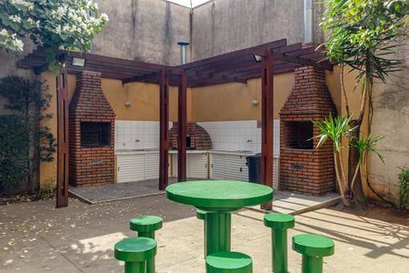 Apartamento à venda com 33m², 1 quarto e sem vagaÁrea comum - Churrasqueira