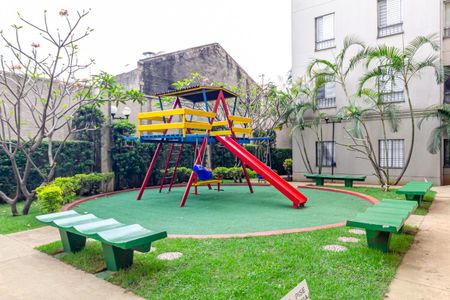 Apartamento à venda com 33m², 1 quarto e sem vagaÁrea comum - Playground