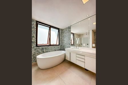 Casa à venda com 520m², 5 quartos e 3 vagas Casa à venda com 520m², 5 quartos e 3 vagasFoto 19