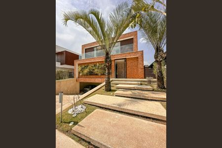 Casa à venda com 520m², 5 quartos e 3 vagas Casa à venda com 520m², 5 quartos e 3 vagasFoto 09