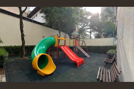 Studio à venda com 57m², 1 quarto e 1 vaga Studio à venda com 57m², 1 quarto e 1 vagaPlayground