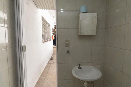 Casa à venda com 250m², 3 quartos e 4 vagas Casa à venda com 250m², 3 quartos e 4 vagasBanheiro de Serviço