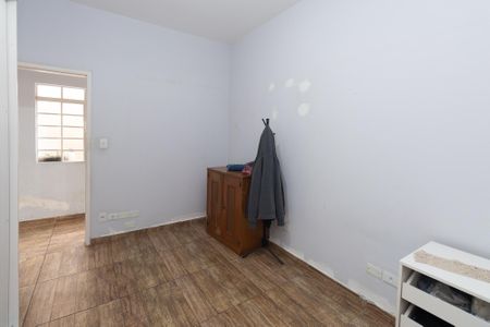Casa à venda com 250m², 3 quartos e 4 vagas Casa à venda com 250m², 3 quartos e 4 vagasQuarto 2