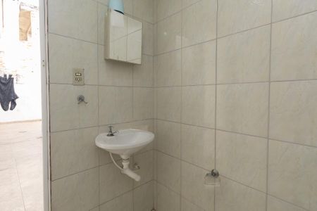 Casa à venda com 250m², 3 quartos e 4 vagas Casa à venda com 250m², 3 quartos e 4 vagasBanheiro de Serviço
