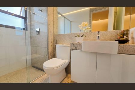 Apartamento à venda com 186m², 4 quartos e 4 vagas Apartamento à venda com 186m², 4 quartos e 4 vagasBanheiro Suite 2