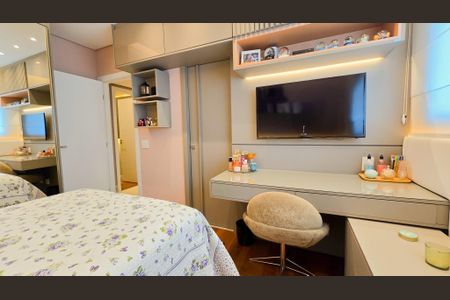 Apartamento à venda com 186m², 4 quartos e 4 vagas Apartamento à venda com 186m², 4 quartos e 4 vagas Suite 3